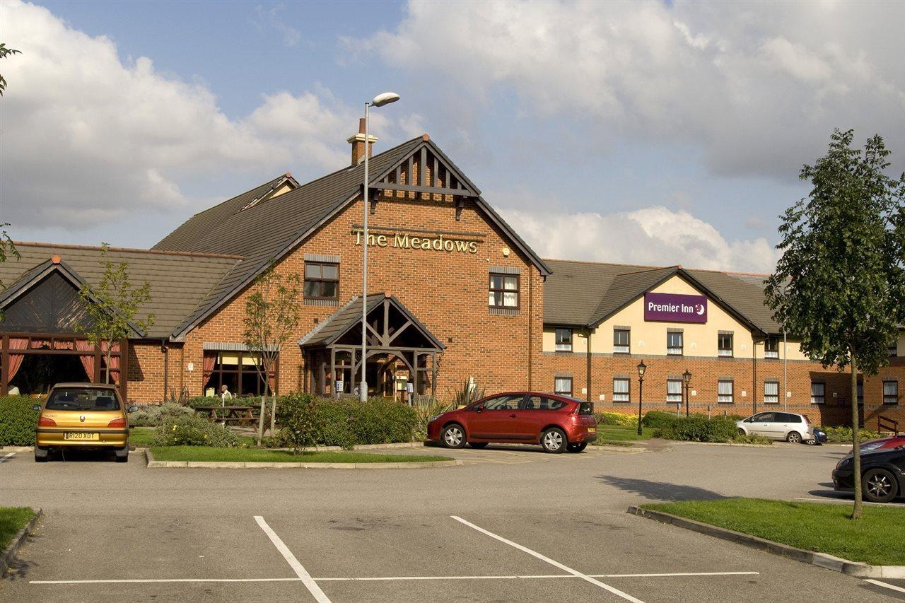 Premier Inn Barnsley Wombwell Extérieur photo