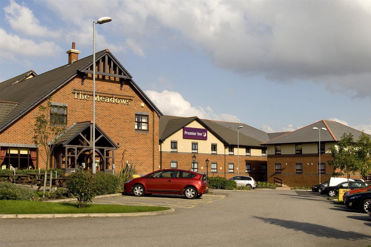Premier Inn Barnsley Wombwell Extérieur photo