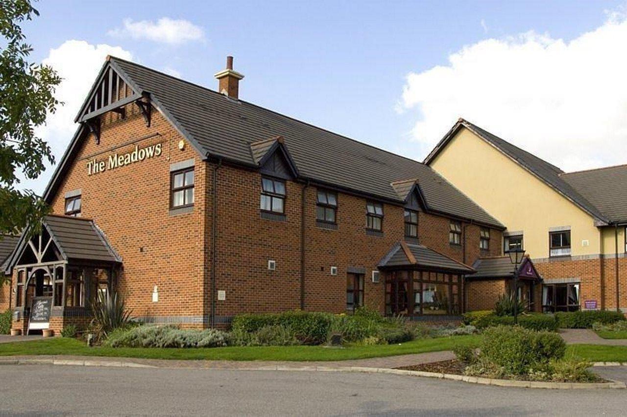 Premier Inn Barnsley Wombwell Extérieur photo