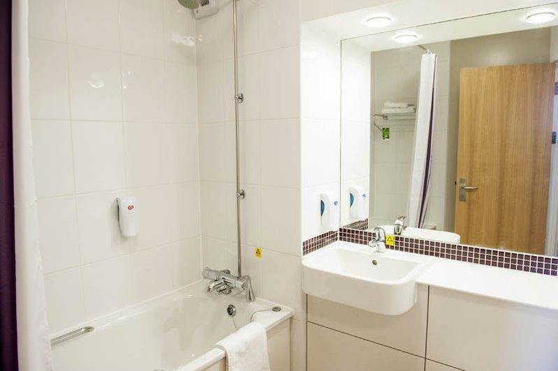 Premier Inn Barnsley Wombwell Extérieur photo