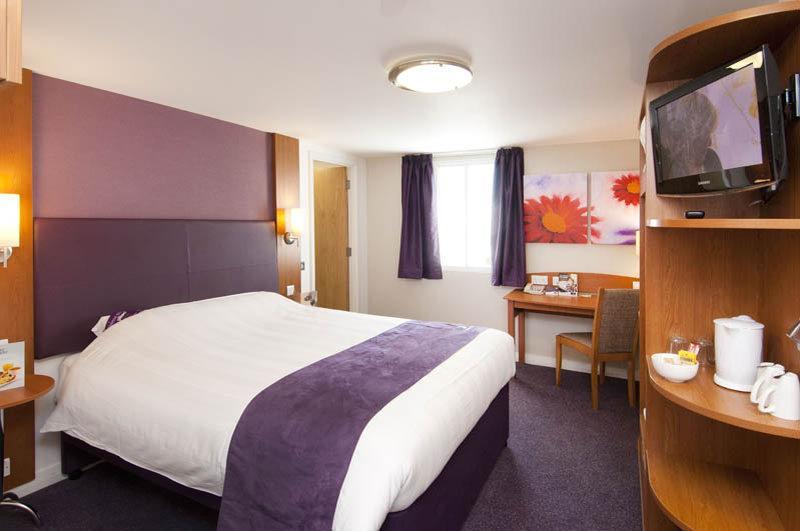 Premier Inn Barnsley Wombwell Extérieur photo